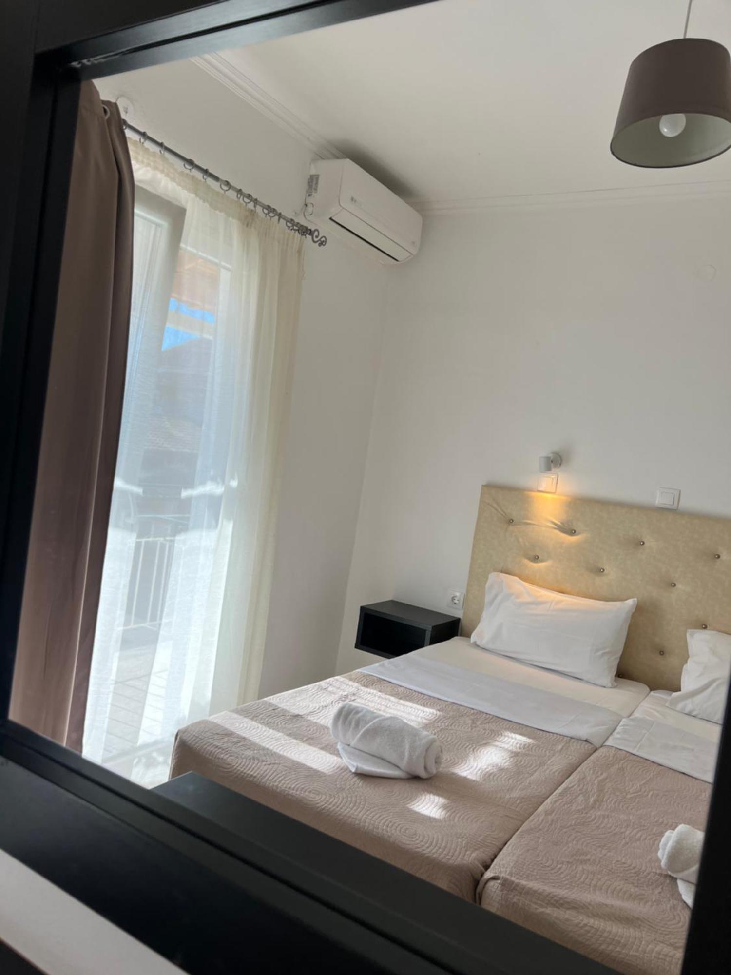 Aparthotel Jessica's & *